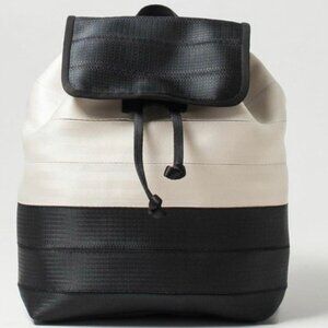 Harveys Berkeley BackPack Black & White, never used - excellent conditon!